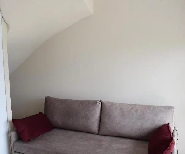 Akti Alegra Iii 尼基季